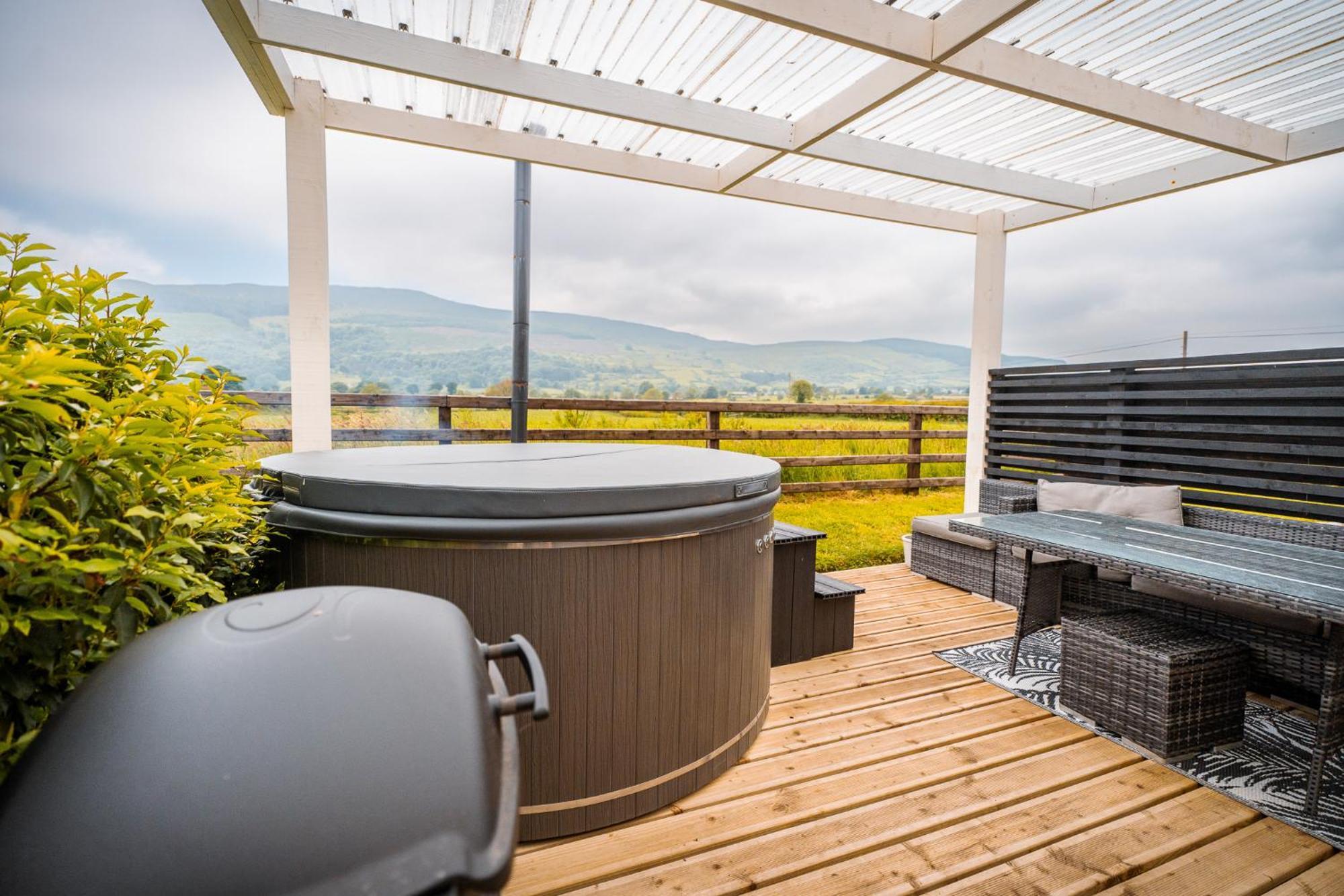 Castle View Chalet By Clonlum Cottages Ньюри Номер фото